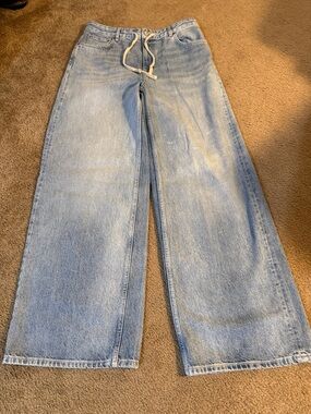 ZARA Light Blue Wide-Leg Women's Jeans